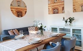 Brody Art Boutique Apartments